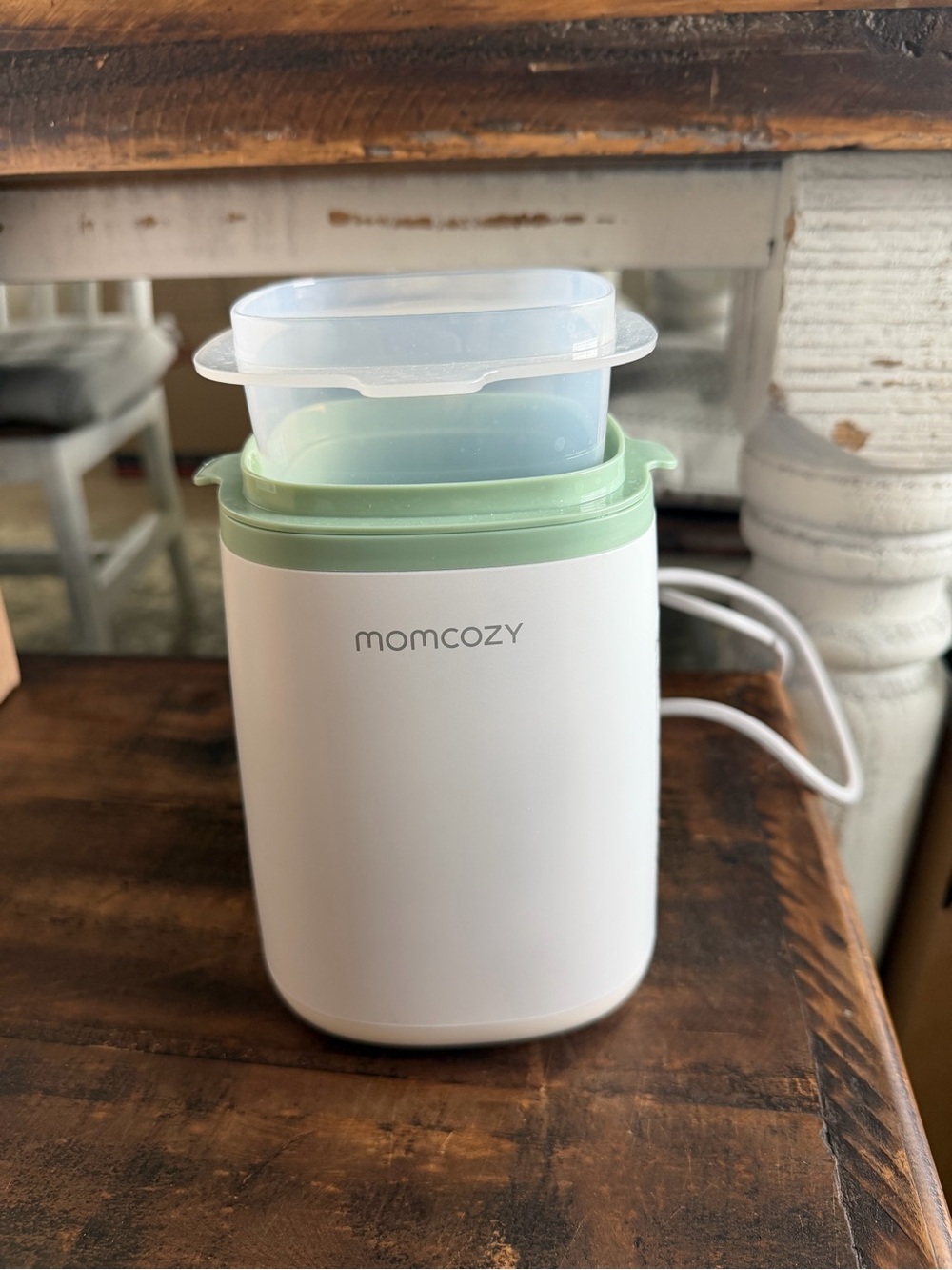 momcozy White and Mint Electric Bottle Warmer